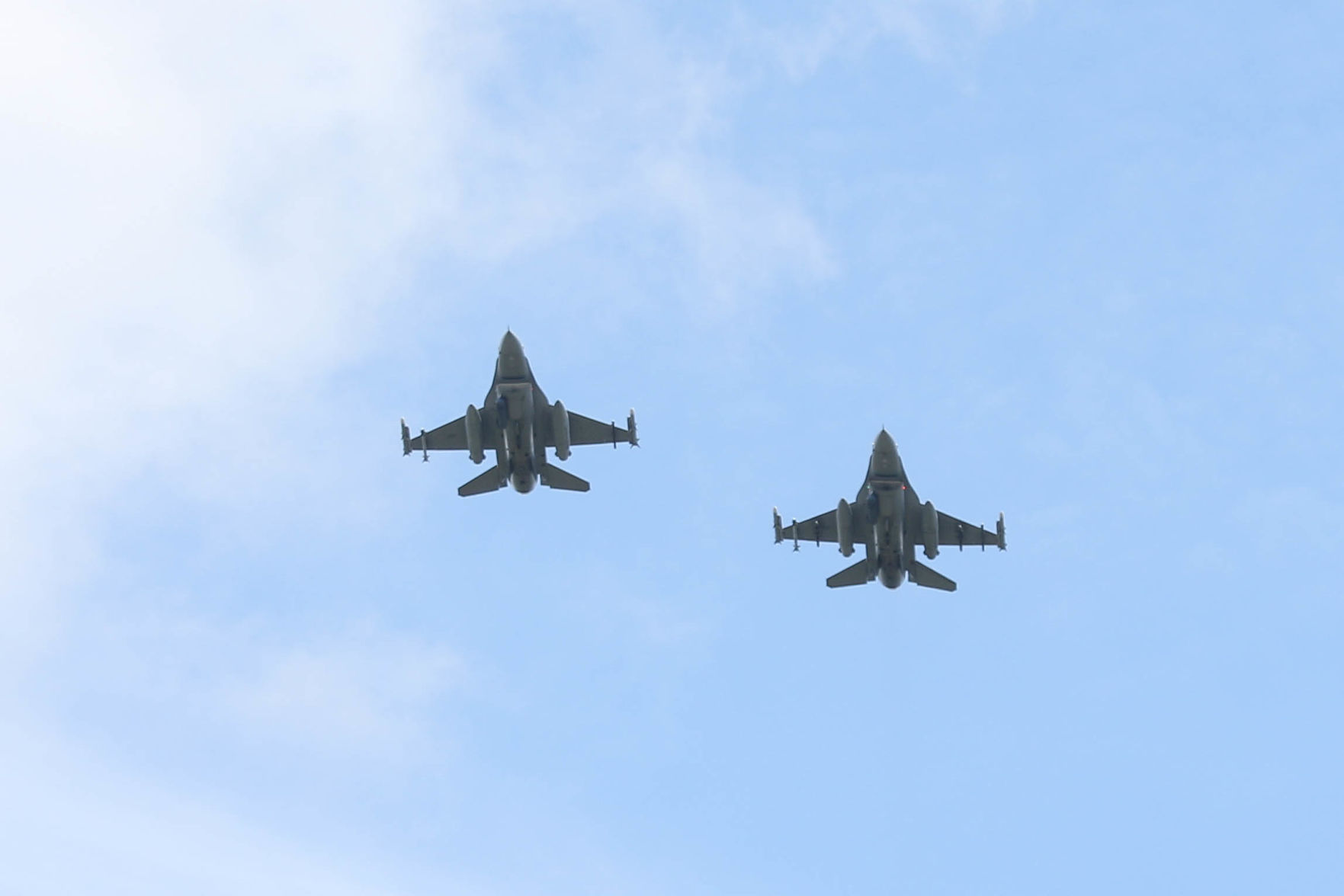Red Tails fly over EAMC, salute healthcare workers